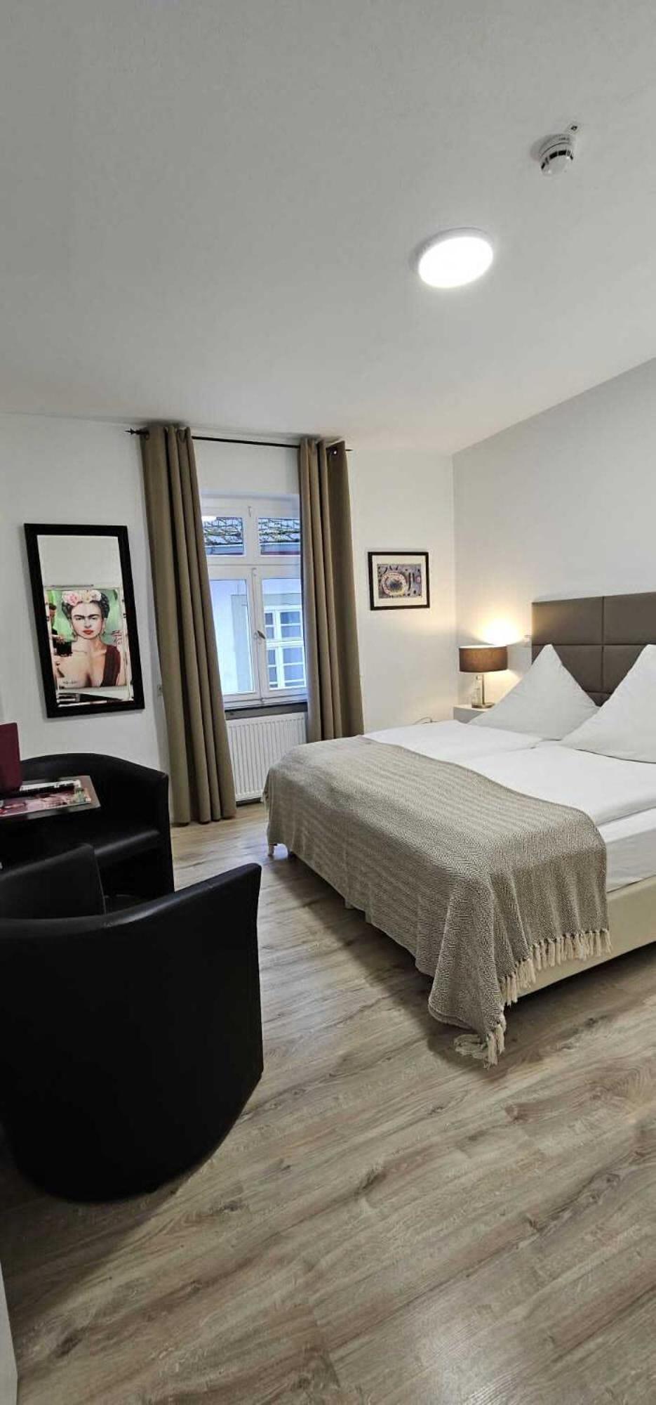 Hotelbetriebe Gueldenhaupt Gmbh Arnsberg Szoba fotó